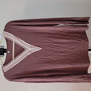 Brown lace trim vneck top